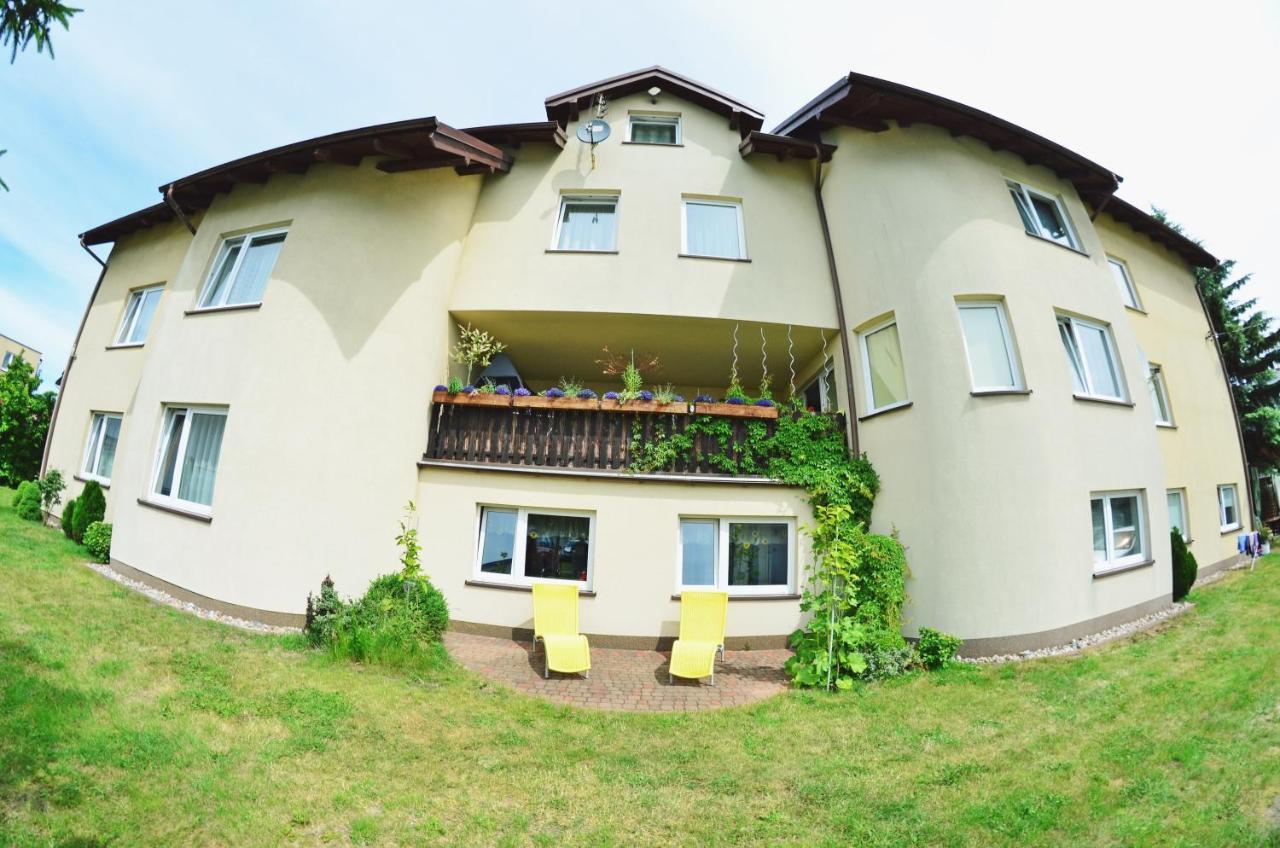 Iwona Pokoje Apartamenty Карвиа Экстерьер фото