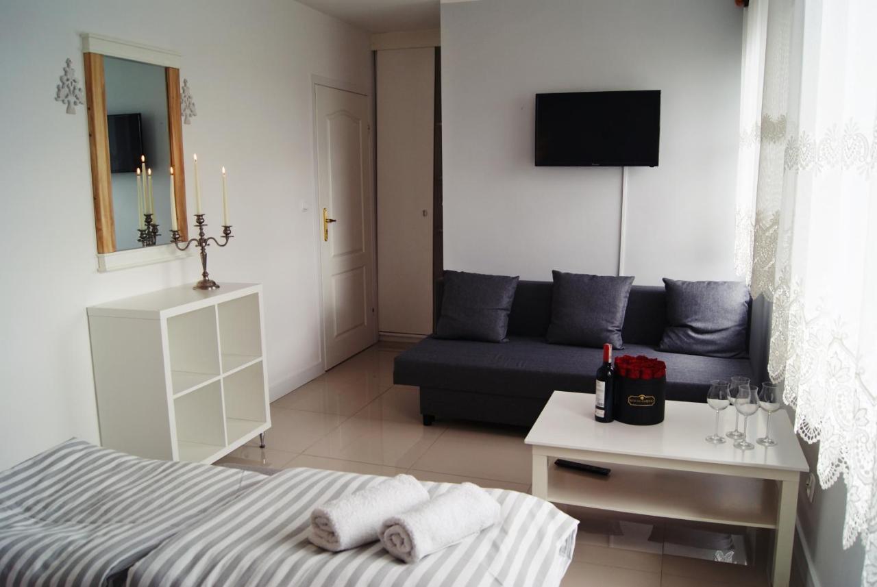 Iwona Pokoje Apartamenty Карвиа Экстерьер фото