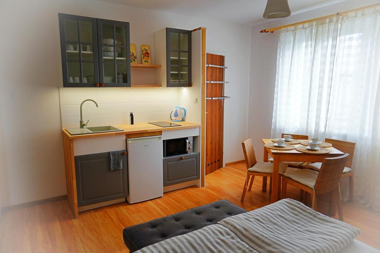 Iwona Pokoje Apartamenty Карвиа Экстерьер фото