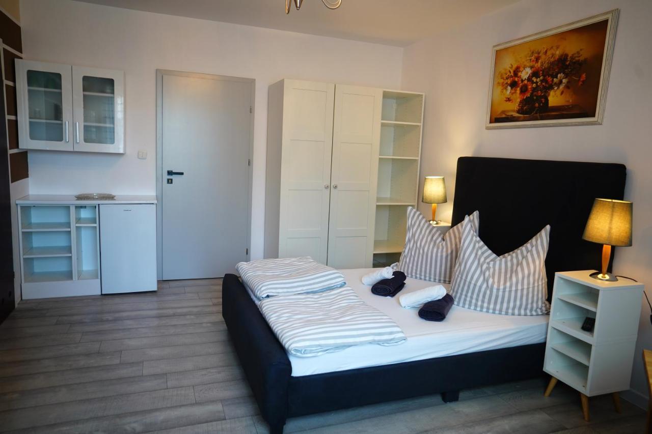 Iwona Pokoje Apartamenty Карвиа Экстерьер фото