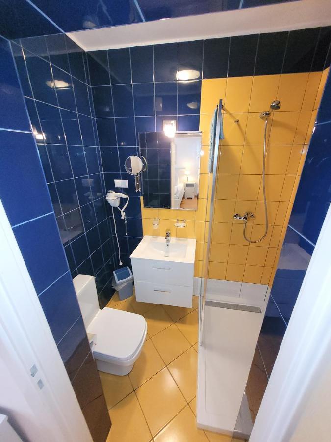 Iwona Pokoje Apartamenty Карвиа Экстерьер фото
