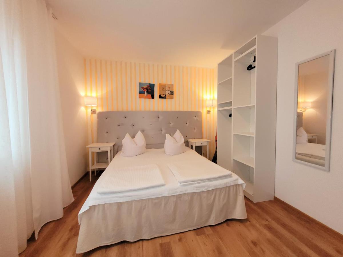 Iwona Pokoje Apartamenty Карвиа Экстерьер фото