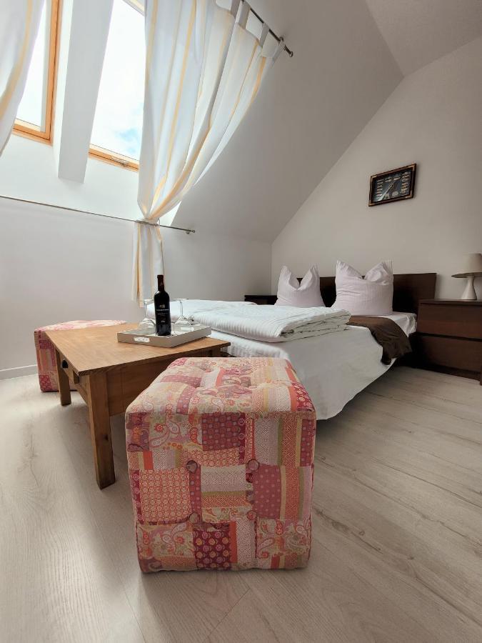 Iwona Pokoje Apartamenty Карвиа Экстерьер фото