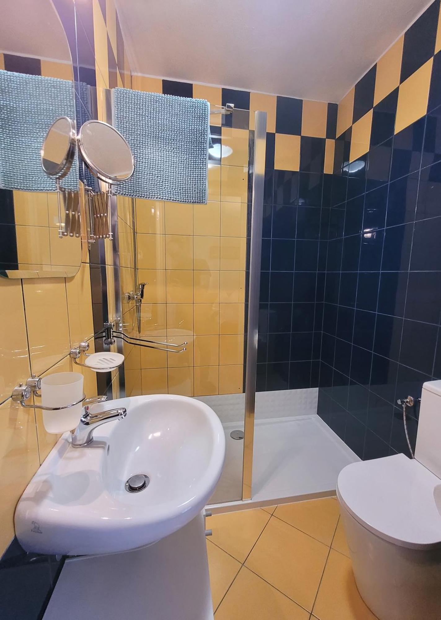 Iwona Pokoje Apartamenty Карвиа Экстерьер фото