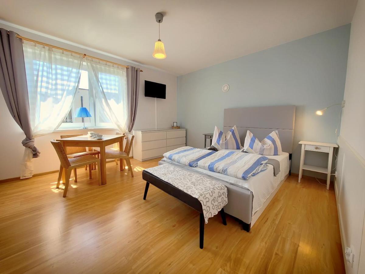 Iwona Pokoje Apartamenty Карвиа Экстерьер фото